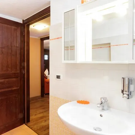 Lägenhet Hellochalet_foyer Orange